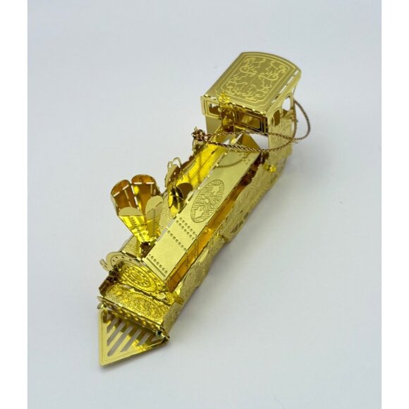 Vintage Train Christmas Ornament Gold Tone Locomotive Filagree Railfan - Picture 8 of 8
